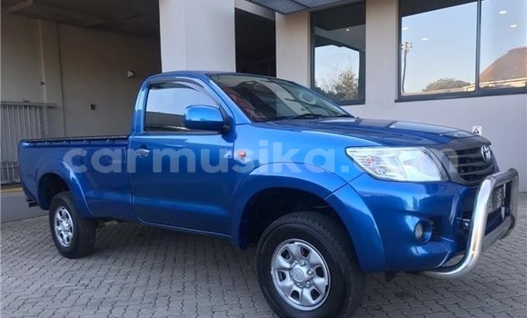 Buy Used Toyota Hilux Blue Car in Harare in Harare Buy Used Toyota Hilux Blue Car in Harare in Harare