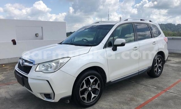 Acheter Occasion Voiture Subaru Traviq Blanc à Beitbridge, Matabeleland South Acheter Occasion Voiture Subaru Traviq Blanc à Beitbridge, Matabeleland South