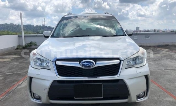 Acheter Occasion Voiture Subaru Traviq Blanc à Beitbridge, Matabeleland South Acheter Occasion Voiture Subaru Traviq Blanc à Beitbridge, Matabeleland South