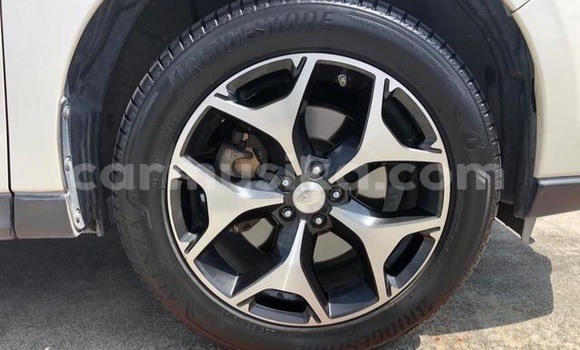 Acheter Occasion Voiture Subaru Traviq Blanc à Beitbridge, Matabeleland South Acheter Occasion Voiture Subaru Traviq Blanc à Beitbridge, Matabeleland South