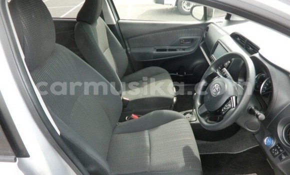 Buy Used Toyota Vitz Silver Car in Beitbridge in Matabeleland South Buy Used Toyota Vitz Silver Car in Beitbridge in Matabeleland South