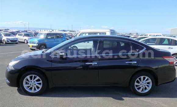 Acheter Occasion Voiture Nissan Bluebird Sylphy Noir à Beitbridge, Matabeleland South Acheter Occasion Voiture Nissan Bluebird Sylphy Noir à Beitbridge, Matabeleland South