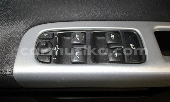 Acheter Occasion Voiture Volvo V50 Rouge à Beitbridge, Matabeleland South Acheter Occasion Voiture Volvo V50 Rouge à Beitbridge, Matabeleland South