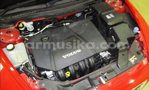 Acheter Occasion Voiture Volvo V50 Rouge à Beitbridge, Matabeleland South Acheter Occasion Voiture Volvo V50 Rouge à Beitbridge, Matabeleland South