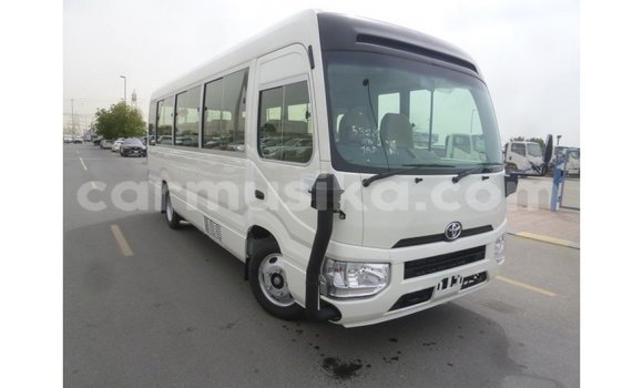 Tenga Imported Toyota Coaster Chena Mota in Import - Dubai in Harare Tenga Imported Toyota Coaster Chena Mota in Import - Dubai in Harare