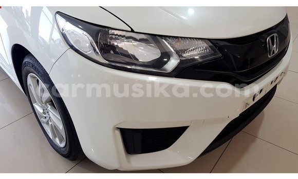 Tenga Tsaru Honda Jazz Chena Mota in Harare in Harare Tenga Tsaru Honda Jazz Chena Mota in Harare in Harare