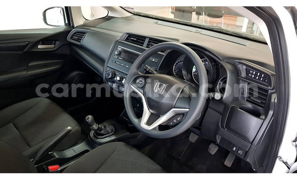 Tenga Tsaru Honda Jazz Chena Mota in Harare in Harare Tenga Tsaru Honda Jazz Chena Mota in Harare in Harare