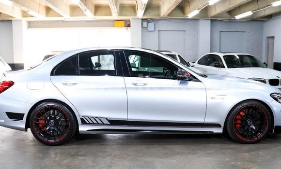Acheter Occasion Voiture Mercedes-Benz C-Classe Gris à Beitbridge, Matabeleland South Acheter Occasion Voiture Mercedes-Benz C-Classe Gris à Beitbridge, Matabeleland South