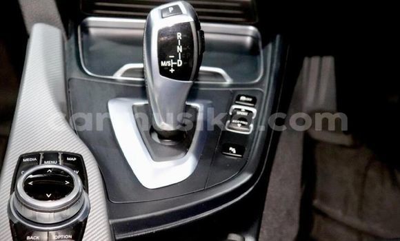 Tenga Tsaru BMW 3–Series Chena Mota in Beitbridge in Matabeleland South Tenga Tsaru BMW 3–Series Chena Mota in Beitbridge in Matabeleland South