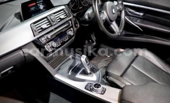 Tenga Tsaru BMW 3–Series Chena Mota in Beitbridge in Matabeleland South Tenga Tsaru BMW 3–Series Chena Mota in Beitbridge in Matabeleland South