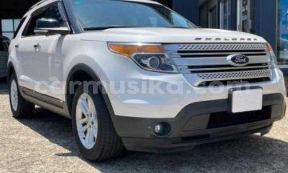 Buy Used FORD MUSTANG White Car in Beitbridge in Matabeleland South Buy Used FORD MUSTANG White Car in Beitbridge in Matabeleland South