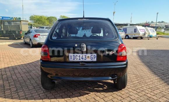 Nunua Ilio tumika Opel Corsa Nyeusi Gari ndani ya Harare nchini Harare