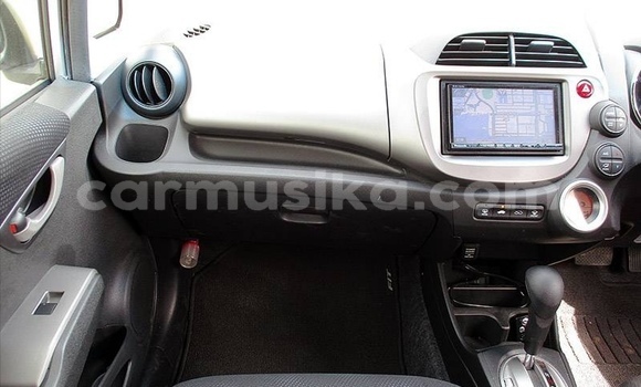 Acheter Occasion Voiture Honda Fit Gris à Beitbridge, Matabeleland South Acheter Occasion Voiture Honda Fit Gris à Beitbridge, Matabeleland South