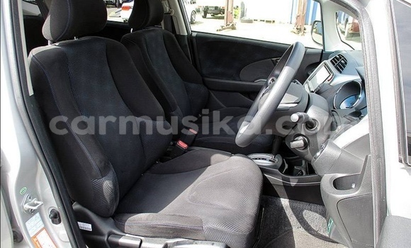Acheter Occasion Voiture Honda Fit Gris à Beitbridge, Matabeleland South Acheter Occasion Voiture Honda Fit Gris à Beitbridge, Matabeleland South
