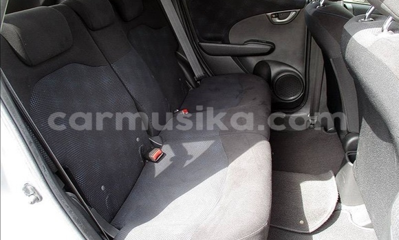 Acheter Occasion Voiture Honda Fit Gris à Beitbridge, Matabeleland South Acheter Occasion Voiture Honda Fit Gris à Beitbridge, Matabeleland South