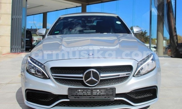 Buy Used Mercedes‒Benz C–Class Silver Car in Beitbridge in Matabeleland South Buy Used Mercedes‒Benz C–Class Silver Car in Beitbridge in Matabeleland South
