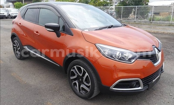 Tenga Tsaru Renault Captur Zvimwe Mota in Beitbridge in Matabeleland South