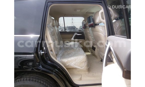 Tenga Imported Toyota Land Cruiser Nhema Mota in Import - Dubai in Harare Tenga Imported Toyota Land Cruiser Nhema Mota in Import - Dubai in Harare