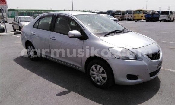 Acheter Occasion Voiture Toyota Belta Gris à Beitbridge, Matabeleland South Acheter Occasion Voiture Toyota Belta Gris à Beitbridge, Matabeleland South