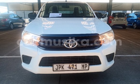 Acheter Occasion Voiture Toyota Hilux Blanc à Beitbridge, Matabeleland South Acheter Occasion Voiture Toyota Hilux Blanc à Beitbridge, Matabeleland South