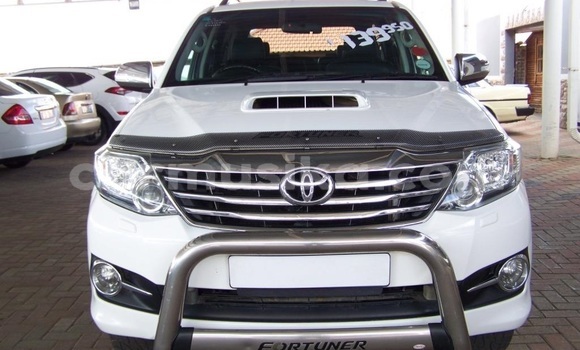 Buy Used Toyota Fortuner White Car in Harare in Harare Buy Used Toyota Fortuner White Car in Harare in Harare