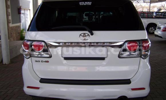 Buy Used Toyota Fortuner White Car in Harare in Harare Buy Used Toyota Fortuner White Car in Harare in Harare