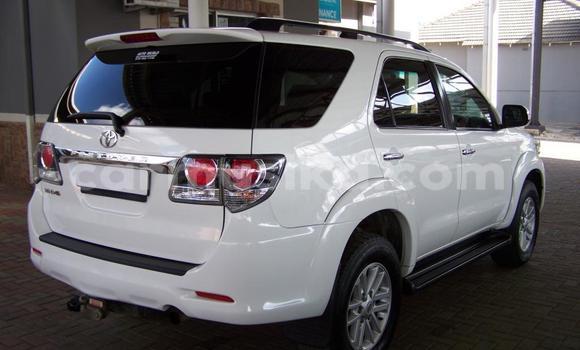 Buy Used Toyota Fortuner White Car in Harare in Harare Buy Used Toyota Fortuner White Car in Harare in Harare