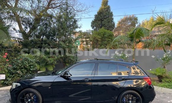 Acheter Occasion Voiture BMW 1-Series Noir à Beitbridge, Matabeleland South Acheter Occasion Voiture BMW 1-Series Noir à Beitbridge, Matabeleland South