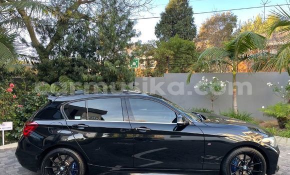 Acheter Occasion Voiture BMW 1-Series Noir à Beitbridge, Matabeleland South Acheter Occasion Voiture BMW 1-Series Noir à Beitbridge, Matabeleland South