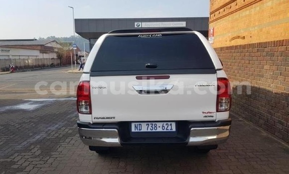 Acheter Occasion Voiture Toyota Hilux Blanc à Harare, Harare Acheter Occasion Voiture Toyota Hilux Blanc à Harare, Harare
