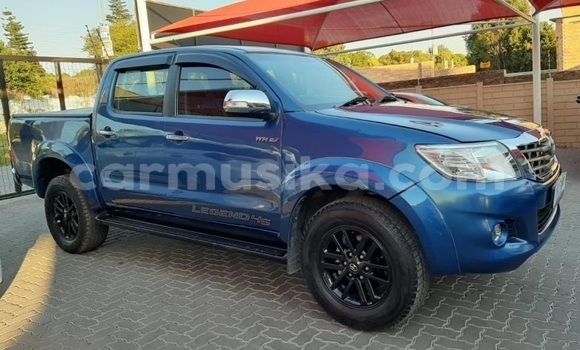 Buy Used Toyota Hilux Blue Car in Harare in Harare Buy Used Toyota Hilux Blue Car in Harare in Harare