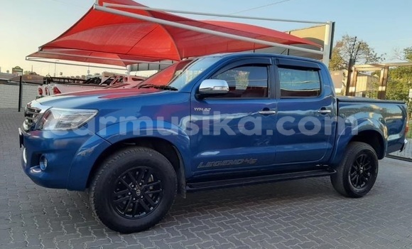 Buy Used Toyota Hilux Blue Car in Harare in Harare Buy Used Toyota Hilux Blue Car in Harare in Harare
