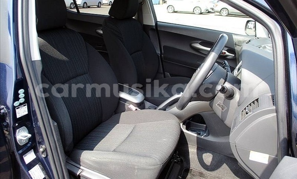 Nunua Ilio tumika Toyota Auris Bluu Gari ndani ya Beitbridge nchini Matabeleland Kusini Nunua Ilio tumika Toyota Auris Bluu Gari ndani ya Beitbridge nchini Matabeleland Kusini