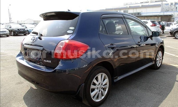 Nunua Ilio tumika Toyota Auris Bluu Gari ndani ya Beitbridge nchini Matabeleland Kusini Nunua Ilio tumika Toyota Auris Bluu Gari ndani ya Beitbridge nchini Matabeleland Kusini