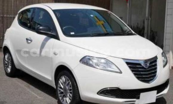 Tenga Tsaru Chrysler 180 Chena Mota in Beitbridge in Matabeleland South Tenga Tsaru Chrysler 180 Chena Mota in Beitbridge in Matabeleland South