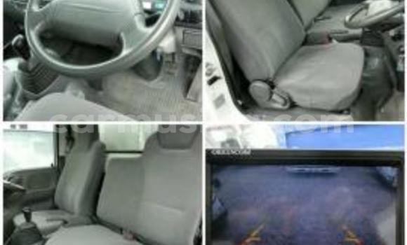 Tenga Tsaru Isuzu Elf Chena Rori in Beitbridge in Matabeleland South Tenga Tsaru Isuzu Elf Chena Rori in Beitbridge in Matabeleland South