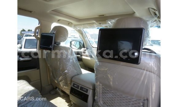 Nunua Imported Toyota Land Cruiser Nyeupe Gari ndani ya Import - Dubai nchini Harare Nunua Imported Toyota Land Cruiser Nyeupe Gari ndani ya Import - Dubai nchini Harare