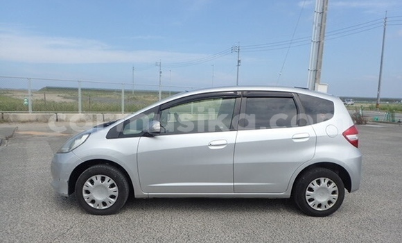 Tenga Tsaru Honda Fit Zvimwe Mota in Beitbridge in Matabeleland South