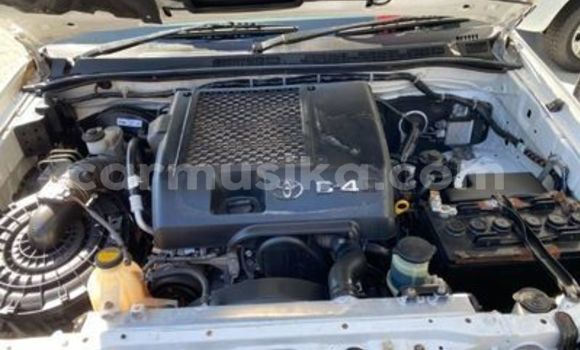 Tenga Tsaru Toyota Hilux Chena Mota in Beitbridge in Matabeleland South Tenga Tsaru Toyota Hilux Chena Mota in Beitbridge in Matabeleland South