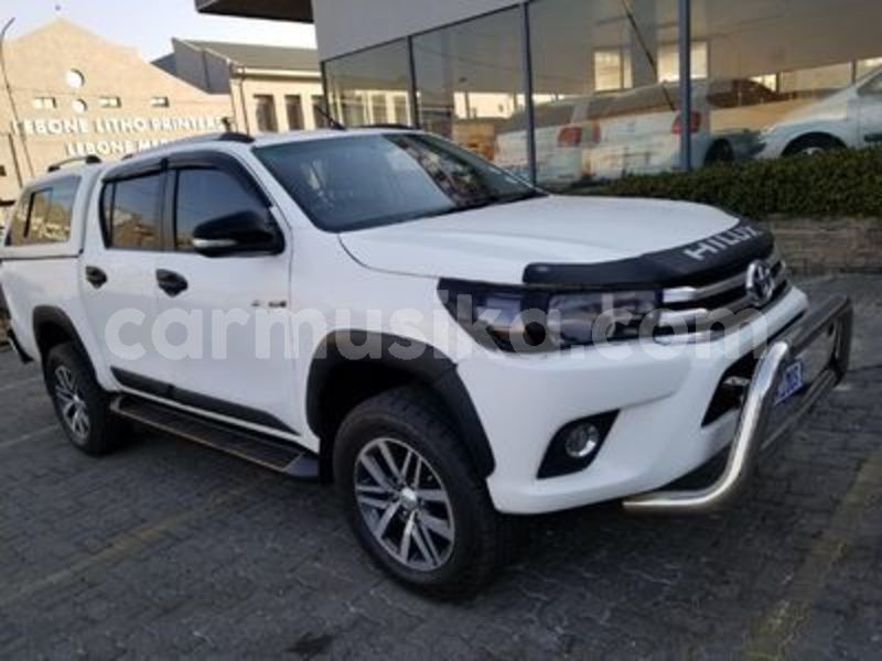 Big with watermark toyota hilux matabeleland south beitbridge 23726