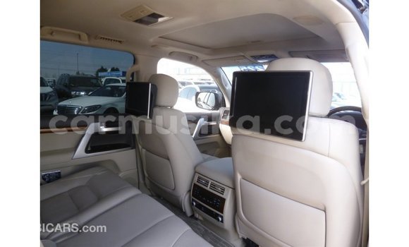 Buy Import Toyota Land Cruiser Black Car in Import - Dubai in Harare Buy Import Toyota Land Cruiser Black Car in Import - Dubai in Harare