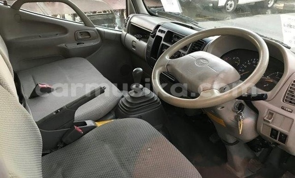 Acheter Occasion Voiture Toyota Dyna Gris à Beitbridge, Matabeleland South Acheter Occasion Voiture Toyota Dyna Gris à Beitbridge, Matabeleland South