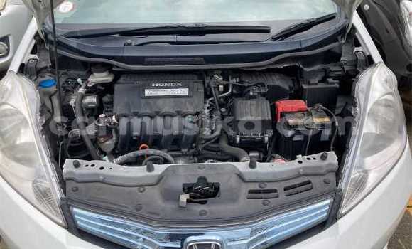 Tenga Tsaru Honda Fit Shuttle Chena Mota in Beitbridge in Matabeleland South Tenga Tsaru Honda Fit Shuttle Chena Mota in Beitbridge in Matabeleland South