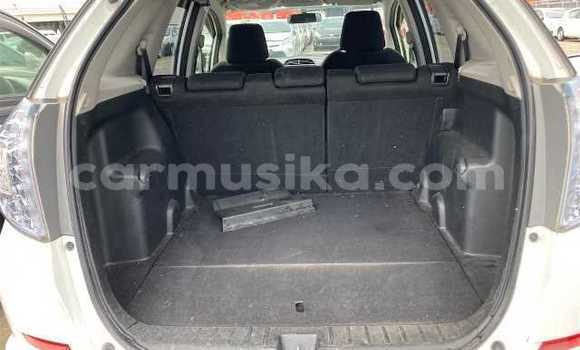 Tenga Tsaru Honda Fit Shuttle Chena Mota in Beitbridge in Matabeleland South Tenga Tsaru Honda Fit Shuttle Chena Mota in Beitbridge in Matabeleland South