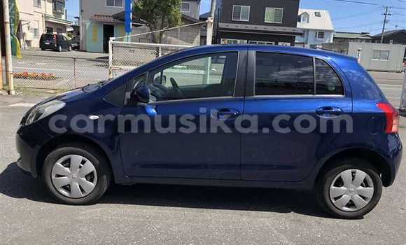 Buy Used Toyota Vitz Blue Car in Beitbridge in Matabeleland South Buy Used Toyota Vitz Blue Car in Beitbridge in Matabeleland South