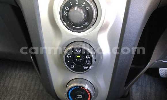 Buy Used Toyota Vitz Blue Car in Beitbridge in Matabeleland South Buy Used Toyota Vitz Blue Car in Beitbridge in Matabeleland South