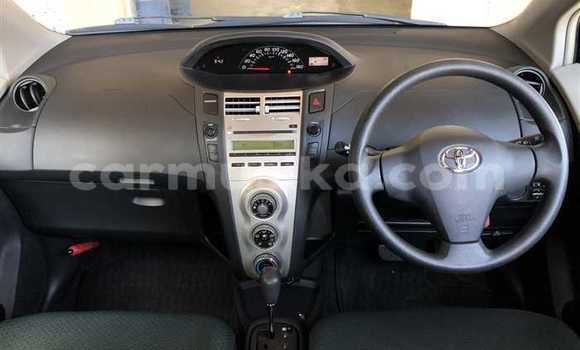 Buy Used Toyota Vitz Blue Car in Beitbridge in Matabeleland South Buy Used Toyota Vitz Blue Car in Beitbridge in Matabeleland South