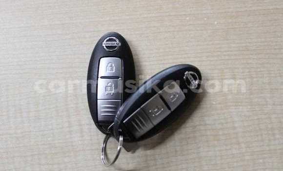 Nunua Ilio tumika Nissan March Beige Gari ndani ya Beitbridge nchini Matabeleland Kusini Nunua Ilio tumika Nissan March Beige Gari ndani ya Beitbridge nchini Matabeleland Kusini