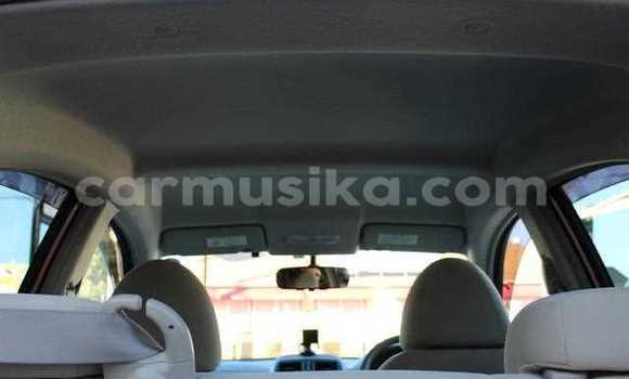 Nunua Ilio tumika Nissan March Beige Gari ndani ya Beitbridge nchini Matabeleland Kusini Nunua Ilio tumika Nissan March Beige Gari ndani ya Beitbridge nchini Matabeleland Kusini