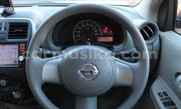 Nunua Ilio tumika Nissan March Beige Gari ndani ya Beitbridge nchini Matabeleland Kusini Nunua Ilio tumika Nissan March Beige Gari ndani ya Beitbridge nchini Matabeleland Kusini